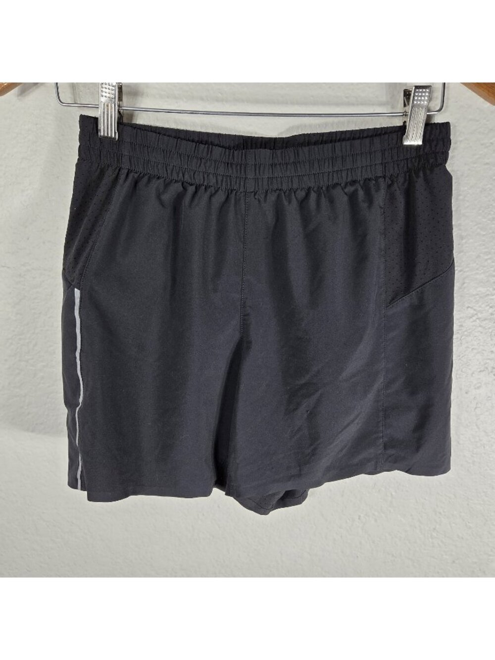VRST Men's Black Athletic Shorts S Performance Regular Drawstring Elastic Waist